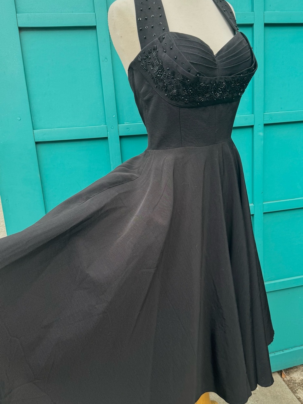 Stunning Retro Style Black Beaded Halter Top Party Dress - full circle skirt !